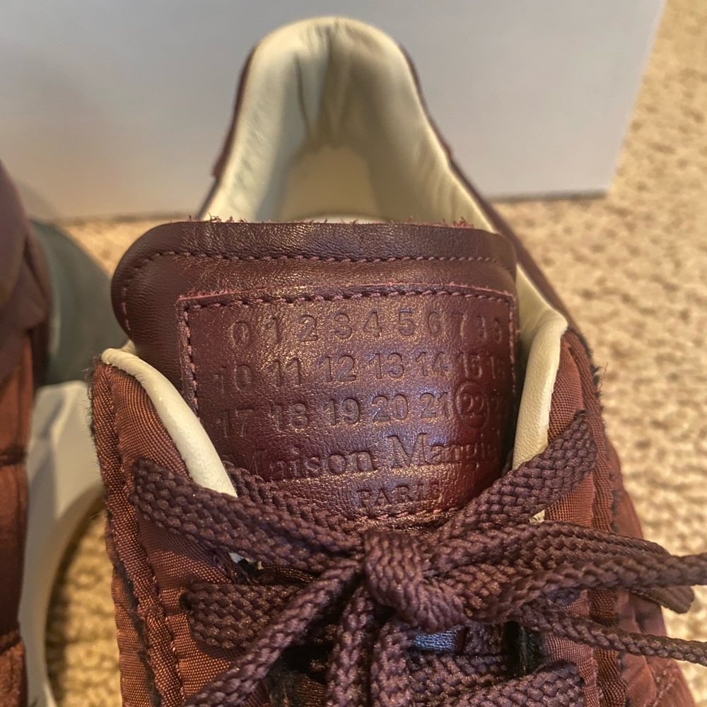 Maison Margiela 50-50 Burgundy Sneakers - Picture 3 of 9
